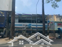 Ngộp Bank Bán Nhàmặt Tiềnnguyễn Chí Thanh Quận 10.Diện Tích20X40M = 700M2 - Gpxd 2 Hầm 13 Tầng - Giá Bán 110 Tỷ