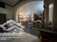 Bán Gấp Nhà Biệt Thự Thái Hà Q. Đống Đadiện Tích250M2 4 Tầng Kinh Doanh