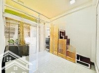 Ngay Chợ Hoàng Hoa Thám, Ngã 4 Bảy Hiền Gác Lửng 25M2 Tiện Nghi