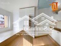 Căn Hộ Ban Công Thoáng - Thang Máy - Hầm Xe - Gần Cầu Lê Văn Sỹ