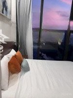 Bán Căn Hộ Vinhomes Golden River (Vinhomes Ba Son Quận 1), Căn 3 Phòng Ngủ, 99M2, Giá Bán 16 Tỷ.