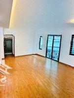 Mặt Phố Yên Hoà, Kd, Lô Góc, Thang Máy, 68M2, 5 Tầng, 27,2 Tỷ