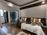 Bán Khách Sạn Vip 7,5 Tầng Ngay Trung Tâm Ngã 6 Đang Cho Thuê 180 Triệu/Th. Giá 4X Tỷ