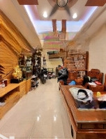 Cần Bán Gấp: Nhà 5 Tầng,Diện Tích40M2, Ngõ Thông, Nông, Gần Trường, Chợ, Bãi Đỗ Xe Ô Tô