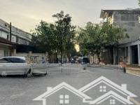 Cần Bán Lô Đất 77M2 Nằm Tại Mặt Chính Ngõ 195 Phúc Lợi, Đối Diện Trường Cấp 2, Kinh Doanh Được.