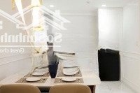 Sunrise City View 76M2 2 Phòng Ngủ 2 Vệ Sinhfull Nội Thất Giá 18.5 Triệu/Tháng