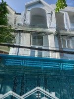 Nhà Mặt Tiền_____Đường Dương Quảng Hàm Phường 5_____Diện Tích: 4X20M __3 Lầu- 4 Phòng Ngủ5Wc= 22 Triệu