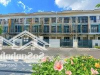 Bán Nhà Liền Kề View Công Viên Suncasa 3Tầng/100M2 Liền Kề Tpm Bình Dương Chỉ 3,3Tỷ Full