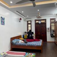 BÁN NHÀ MẶT PHỐ THÁI THỊNH, VỊ TRÍ ĐẲNG CẤP, KINH DOANH ĐỈNH, 38M2, 5 TẦNG, GIÁ 14 TỶ.
