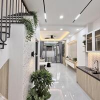 BÁN NHÀ SIÊU PHẨM BÌNH THẠNH, KHU DÂN TRÍ, TẶNG FULL NỘI THẤT, NHỈNH 5 TỶ