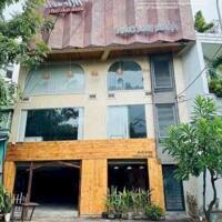 Bán nhà mặt tiền Âu Cơ rộng đẹp , Tp. Nha Trang  Diện tích 123m 4 tầng có thang máy , sổ đã hoàn công - Giá 14,5 tỷ