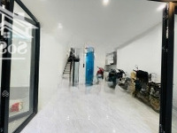 Bán Nhà Đội Cấn 40M2 6 Tầng Thang Máy Giá Bán 8,7 Tỷ - Ngõ Thông - Thoáng Sáng Liên Hệ: 0985342385. E Trường