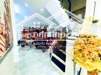 Về Quê Ở Cần Bán Nhà Đường Năm Châu P12 Tân Bình Giá Bán 3Tỷ350/58,5M2(4,5X13M) Nhà 2 Lầu, Hẻm 6M,Có Sổ