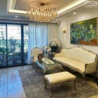Bán căn 3 ngủ tầng cao view Sông Hồng full nội thất giá 14.x tỷ .0914772279