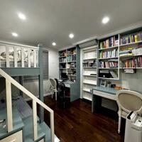 Bán căn 3 ngủ tầng cao view Sông Hồng full nội thất giá 14.x tỷ .0914772279