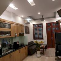 Bán nhà Ái Mộ Bồ Đề 30m 5 tầng chỉ 6.6 tỷ cực rẻ hiếm còn, ngõ oto gần mặt phố sầm uất