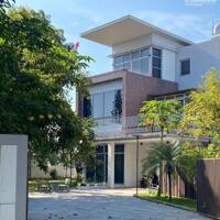 Cho thuê biệt thự Rivirera Cove, 500m2 1 trệt 1 lầu 4PN - 4WC, giá chỉ 40tr/tháng, LH: 0388 668 882 gặp Tâm ( zalo )