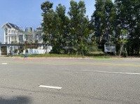 Cần Bán 150M2 5B6 N13 Sát Ql13, Ngay Cây Xăng Asd Chạy Vào
