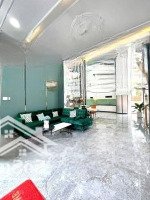 Cho Thuê Nhà Mặt Phố 25 Triệu, 125M2, 6 Phòng Ngủ 4 Vệ Sinhtại Nguyễn Tri Phương, Thủ Dầu Một, Bình Dương