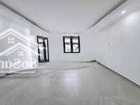 Toà Văn Phòng Nguyễn Khánh Toàn Ngõ Thông Kinh Doanh, Ôtô Vào Nhà 95M2 X 8 Tầng Mới; Giá Bán 34.8 Tỷ