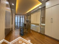 Nhà Xây Đẹp Mới Lung Linh - Lô Góc 3 Mặt Thoáng - Sân Thoáng Thoải Mái Chỗ Để Xe