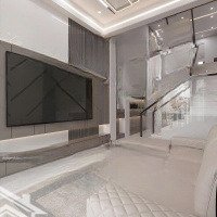 Siêu Hiếm Tại Cầu Giấy, 30M Ô Tô Tránh, Ngõ Thẳng Tắp, Sổ Vuông, Full Nội Thất Xịn, Cần Bán Nhanh.