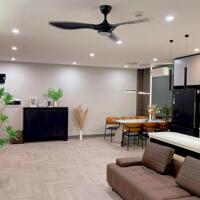 Bán chung cư Ngoại Giao Đoàn – tòa Cao cấp – 125m2 ( 3PN) – giá bán 12 tỷ.
