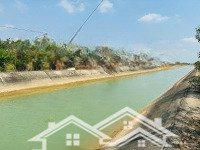 Vip !! Lô Đất Đẹp Đường Oto Ngay Bàu Công, Mặt Tiền Kênh Lớn Ngay Cổng Vinhomes Hậu Nghĩa
