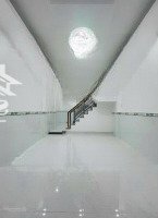Cần Cho Thuê Nhà Mặt Tiền 418A Trường Sa P. 2 Q. Phú Nhuận
