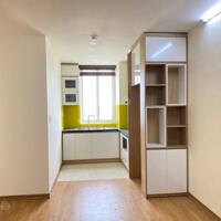 Cần Bán chung cư E5 Khâm Thiên -Xã Đàn -Tôn Đức Thắng 32 -50m2 , đủ nội thất xịn .Ô tô đỗ gần