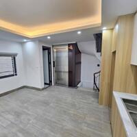 Bán nhà Thái Hà, 38m,6 tàng ô tô sát phố, chỉ hơn 13 tỷ