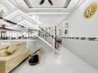Siêu Phẩm Nhà Gần Giga Mall Phạm Văn Đồng - Đường 8M Vẻ Hè - 4 Tầng Btct 4X18 4 Phòng Ngủ- Hơn 6 Đồng