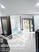 Căn Hộ Cho Thuê Có Ban Công Rộng 40M2 Tại Đặng Thùy Trâm, Bình Thạnh Có Hầm Xe Gần Sát Đh Văn Lang