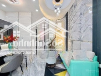 Cần Bán Gấp Nhà Chính Chủ Huỳnh Văn Bánh P15 Phú Nhuận, Giá Bán 3Tỷ990Diện Tích91,8M2(5,4X17M) Còn Hđ Thuê
