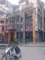 Siêu Rẻ! Cho Thuê Nhà Mặt Phố Nguyên Hồng, Mặt Tiền 8M Có Vỉa Hè Rộng, Giá Thuê Rất Hợp Lý 55 Triệu/Th