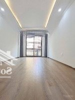 Chính Chủ Bán Nhà Cầu Giấy 5 Tầng Xây Mới 35Mmặt Tiền4,5M Gần Phố Thiết Kế Đẹp
