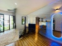 Bán Biệt Thự Sân Vườn Hiếm Đường Bùi Đình Tuý Bình Thạnh 8X16M Hầm 3 Tầng 5 Phòng Master Siêu Đẹp