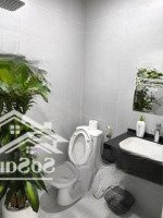 Bán Nhà Sát Ngõ 68 Cầu Giấy Mới Coong 46M2 6T Thang Máy Full Nt Giá Bán 12 Tỷcó Thương Lượnghtro Banks 0915121888