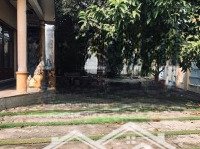 Nhà Biệt Thự Ngang 18 Dài 55 Có 800 M2 Thổ Cư