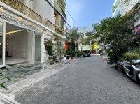 Nhà Phố Tân Cổ Điển Kdc Lacasa Hoàng Quốc Việt Quận 7 - 5M X 9M - Gara Xe - Đường 10M - Giá Bán 17,5 Tỷ