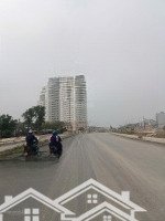 Bán Gấp 148M2, Mặt Tiền 22M - Lô Góc - Ô Tô Tránh - Làn 2 Ngã 6 Trịnh Văn Bô - Đường 3.5 - Giá Đầu