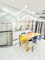 Mặt Tiền Kinh Doanh 2 Mặt Tiền Trước Sau P7, Phú Nhuận - 13Tỷ, Dòng Tiền 280 Triệu/ Năm