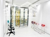 Mặt Tiền Kinh Doanh 2 Mặt Tiền Trước Sau P7, Phú Nhuận - 13Tỷ, Dòng Tiền 280 Triệu/ Năm