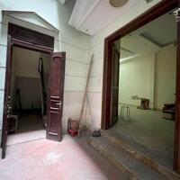 Nhà phố Đốc Ngữ - Vị trí đẹp - Ngõ rộng – Ô tô đỗ cửa – 3 thoáng – 65m2 – 4 tầng – 11.5 tỷ