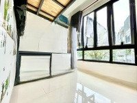 Cho Thuê Duplex Cửa Sổ Lớn Cao Cấp, Thang Máy Ngay Vòng Xoay Cống Quỳnh. Giảm 500K/Tháng Suốt Hđ