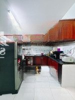 Nhà Bến Vân Đồn Q4 - Sátmặt Tiền- 61.3M2 - 2 Lầu - Ko Qh - Chỉ 7 Tỷ Nhỉnh