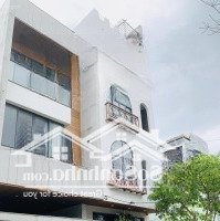 Bán Nhà 2 Tầng Mặt Tiền Đường Ngọc Hân, Sơn Trà Ngang 5,5M Hiếm Có ! Cạnh Euro Village. Giá Bán 7.2 Tỷ