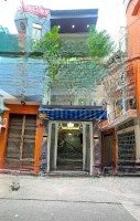 Hẻm Thông Thoáng - Nhà 3 Tầng Mới Đẹp - Ngay Trung Tâm Chợ Thiết - 4 Phòng Ngủ- 3Wc