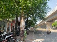 Bán Đất Vị Trí Đẹp Tặng Nhà 2 Tầng Lô Góc Oto Đỗ Cửa Phố Hào Nam, Đống Đa