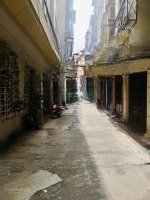 Bán Đất Vị Trí Đẹp Tặng Nhà 2 Tầng Lô Góc Oto Đỗ Cửa Phố Hào Nam, Đống Đa